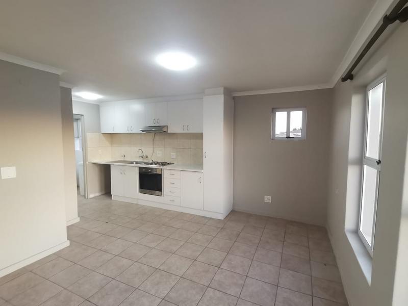 To Let 1 Bedroom Property for Rent in Uitzicht Western Cape